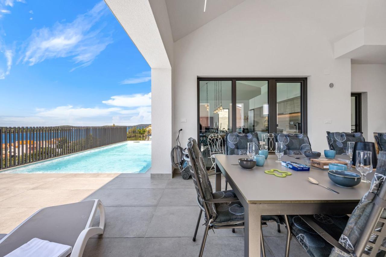 The Tinel Villa Zaboric Luaran gambar